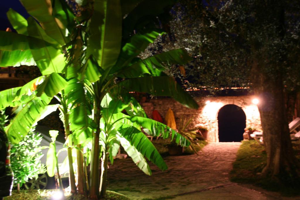 Villa Residence La Limonaia Gargnano Quarto foto